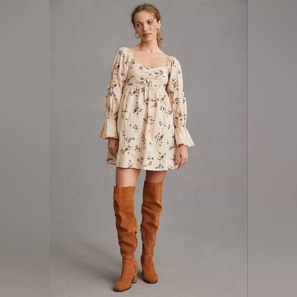 Anthropologie Dresses & Skirts - Anthropologie Cream Floral Long Sleeve Dress